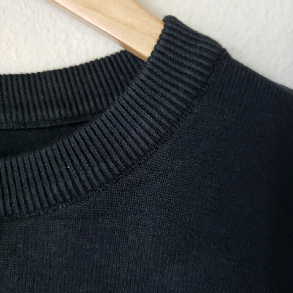 Crewneck Pullover Sweater with Colorful Embroidered Daisy Flowers - Picture 8 of 13